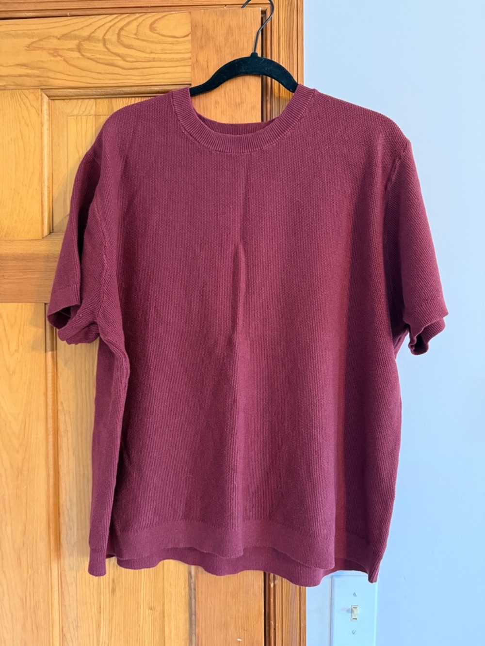 Casual Short-Sleeve Knit Top - Burgundy
